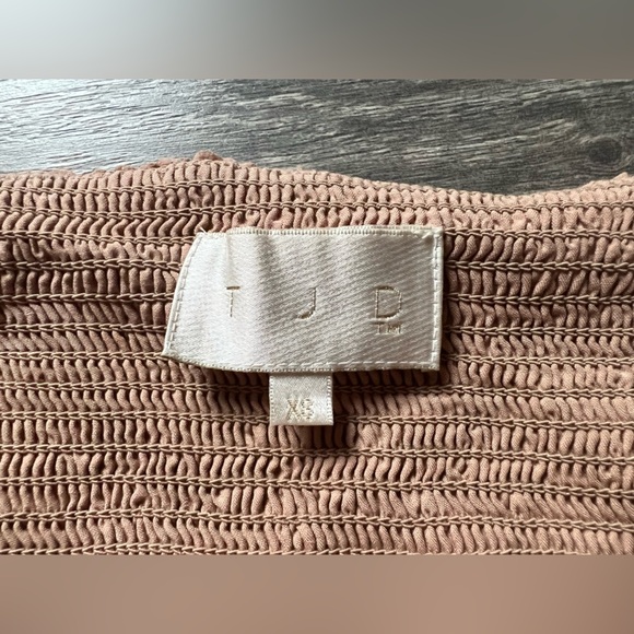 The Jetset Diaries TJD Sierra Top in Nude floral - Picture 9 of 10